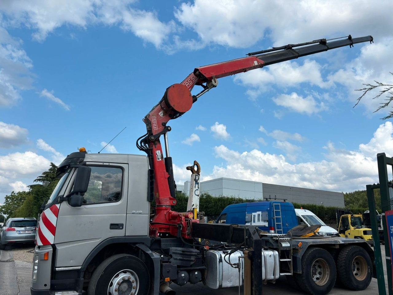 Volvo 6x4. Fassi F195A. Abroll. Funk. Tempomat. - Camion ampliroll, Camion grue: photos 5 Volvo 6x4. Fassi F195A. Abroll. Funk. Tempomat. - Camion ampliroll, Camion grue: photos 5