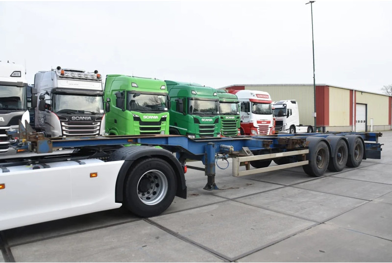 Renders - BPW AXLES - LIFT AXLE - DRUM BRAKES - EXTENDABLE REAR - - Semi-remorque porte-conteneur/ Caisse mobile: photos 4 Renders - BPW AXLES - LIFT AXLE - DRUM BRAKES - EXTENDABLE REAR - - Semi-remorque porte-conteneur/ Caisse mobile: photos 4