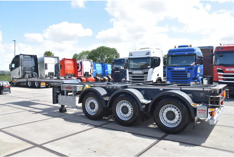 Renders HASTRAILER FCC - ALL CONNECTIONS - LIFT AXLE - 2 x EXTENDABLE - SAF AXLES - DISC BRAKES - EXCELLENT CONDITION - - Semi-remorque porte-conteneur/ Caisse mobile: photos 4 Renders HASTRAILER FCC - ALL CONNECTIONS - LIFT AXLE - 2 x EXTENDABLE - SAF AXLES - DISC BRAKES - EXCELLENT CONDITION - - Semi-remorque porte-conteneur/ Caisse mobile: photos 4