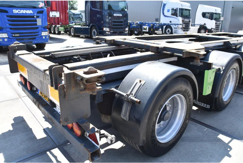 Renders ROC 16.30 - X-STEERING - LIFT AXLE - BPW AXLES - DISC BRAKES - EXTENDABLE - - Semi-remorque porte-conteneur/ Caisse mobile: photos 4 Renders ROC 16.30 - X-STEERING - LIFT AXLE - BPW AXLES - DISC BRAKES - EXTENDABLE - - Semi-remorque porte-conteneur/ Caisse mobile: photos 4