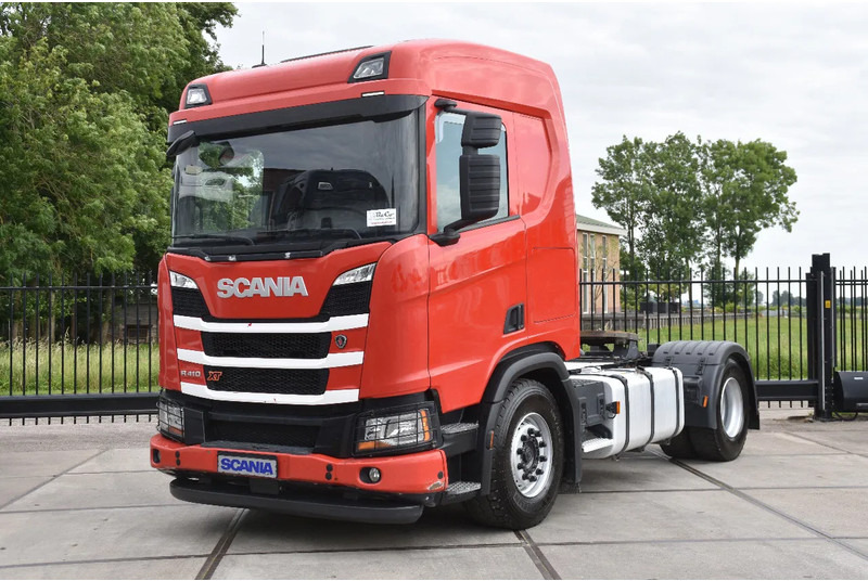 Scania R410 NGS 4x2NB XT - HYDRAULIC SYSTEM - FULL AIR - RETARDER - 474 TKM - ACC - PTO - MORE UNITS AVAILABLE - - Tracteur routier: photos 1 Scania R410 NGS 4x2NB XT - HYDRAULIC SYSTEM - FULL AIR - RETARDER - 474 TKM - ACC - PTO - MORE UNITS AVAILABLE - - Tracteur routier: photos 1
