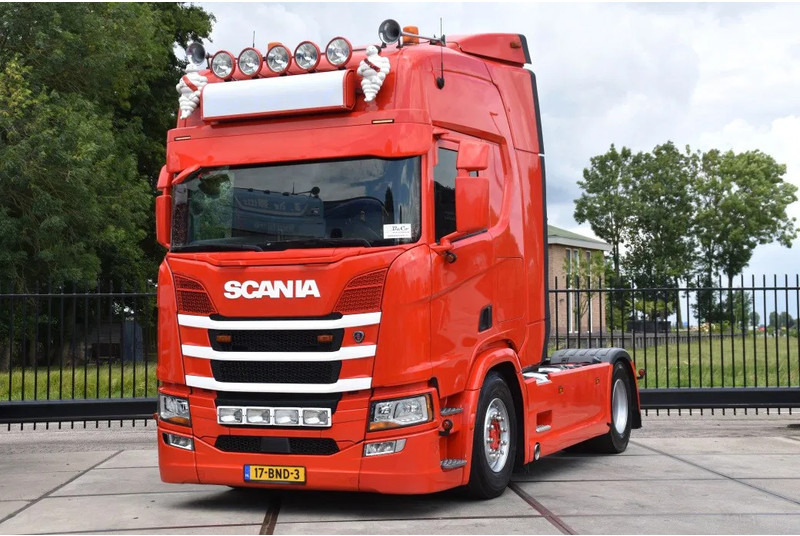 Scania R450 NGS 4x2NB - RETARDER - NEW TACHO - FULL AIR - PARK. AIRCO - PTO - LEATHER SEATS - 2 x FUEL TANKS - EXCELLENT CONDITION - - Tracteur routier: photos 1 Scania R450 NGS 4x2NB - RETARDER - NEW TACHO - FULL AIR - PARK. AIRCO - PTO - LEATHER SEATS - 2 x FUEL TANKS - EXCELLENT CONDITION - - Tracteur routier: photos 1