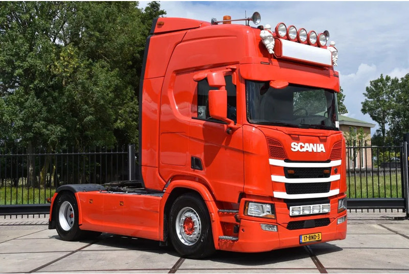 Scania R450 NGS 4x2NB - RETARDER - NEW TACHO - FULL AIR - PARK. AIRCO - PTO - LEATHER SEATS - 2 x FUEL TANKS - EXCELLENT CONDITION - - Tracteur routier: photos 2 Scania R450 NGS 4x2NB - RETARDER - NEW TACHO - FULL AIR - PARK. AIRCO - PTO - LEATHER SEATS - 2 x FUEL TANKS - EXCELLENT CONDITION - - Tracteur routier: photos 2