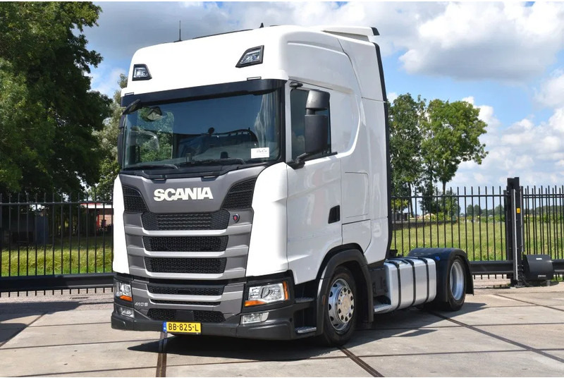 Scania S410 NGS 4x2EB MEGA 98 cm or 104 cm driving height - RETARDER - 649 TKM - FULL AIR - PARK. AIRCO - LEATHER SEATS - 2 x FUEL TANK - Tracteur routier: photos 1 Scania S410 NGS 4x2EB MEGA 98 cm or 104 cm driving height - RETARDER - 649 TKM - FULL AIR - PARK. AIRCO - LEATHER SEATS - 2 x FUEL TANK - Tracteur routier: photos 1