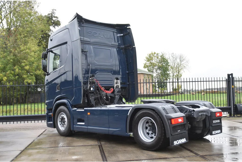 Scania S450 NGS 4x2NB - FULL AIR - 724 TKM - RETARDER - PARK. AIRCO - 2 x FUEL TANKS - TOP CONDITION - - Tracteur routier: photos 3 Scania S450 NGS 4x2NB - FULL AIR - 724 TKM - RETARDER - PARK. AIRCO - 2 x FUEL TANKS - TOP CONDITION - - Tracteur routier: photos 3