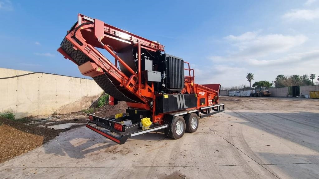 Morbark WH 2400XP - Broyeur de végétaux: photos 2 Morbark WH 2400XP - Broyeur de végétaux: photos 2