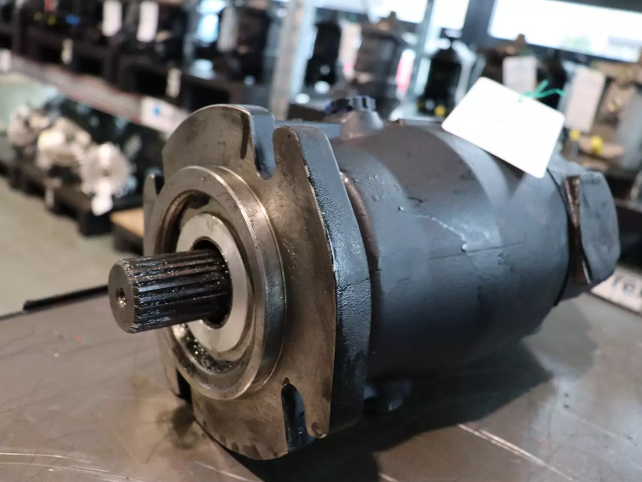 DANFOSS / SAUER SMF 23 - Moteur hydraulique pour Engins de chantier: photos 1 DANFOSS / SAUER SMF 23 - Moteur hydraulique pour Engins de chantier: photos 1