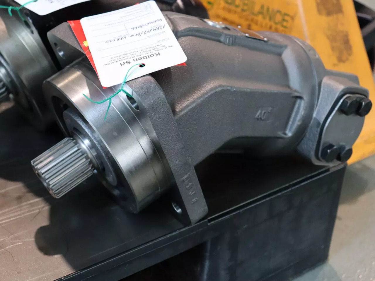 REXROTH A2FM107/61W-VAB020 - Moteur hydraulique pour Engins de chantier: photos 2 REXROTH A2FM107/61W-VAB020 - Moteur hydraulique pour Engins de chantier: photos 2