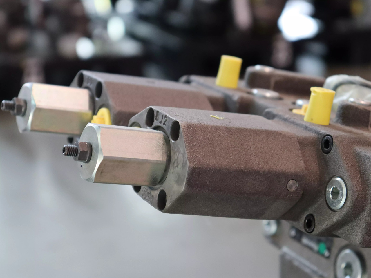 REXROTH A8VO55LA1H2/60R1-NZG05K13 - Pompe hydraulique pour Matériel de manutention: photos 3 REXROTH A8VO55LA1H2/60R1-NZG05K13 - Pompe hydraulique pour Matériel de manutention: photos 3