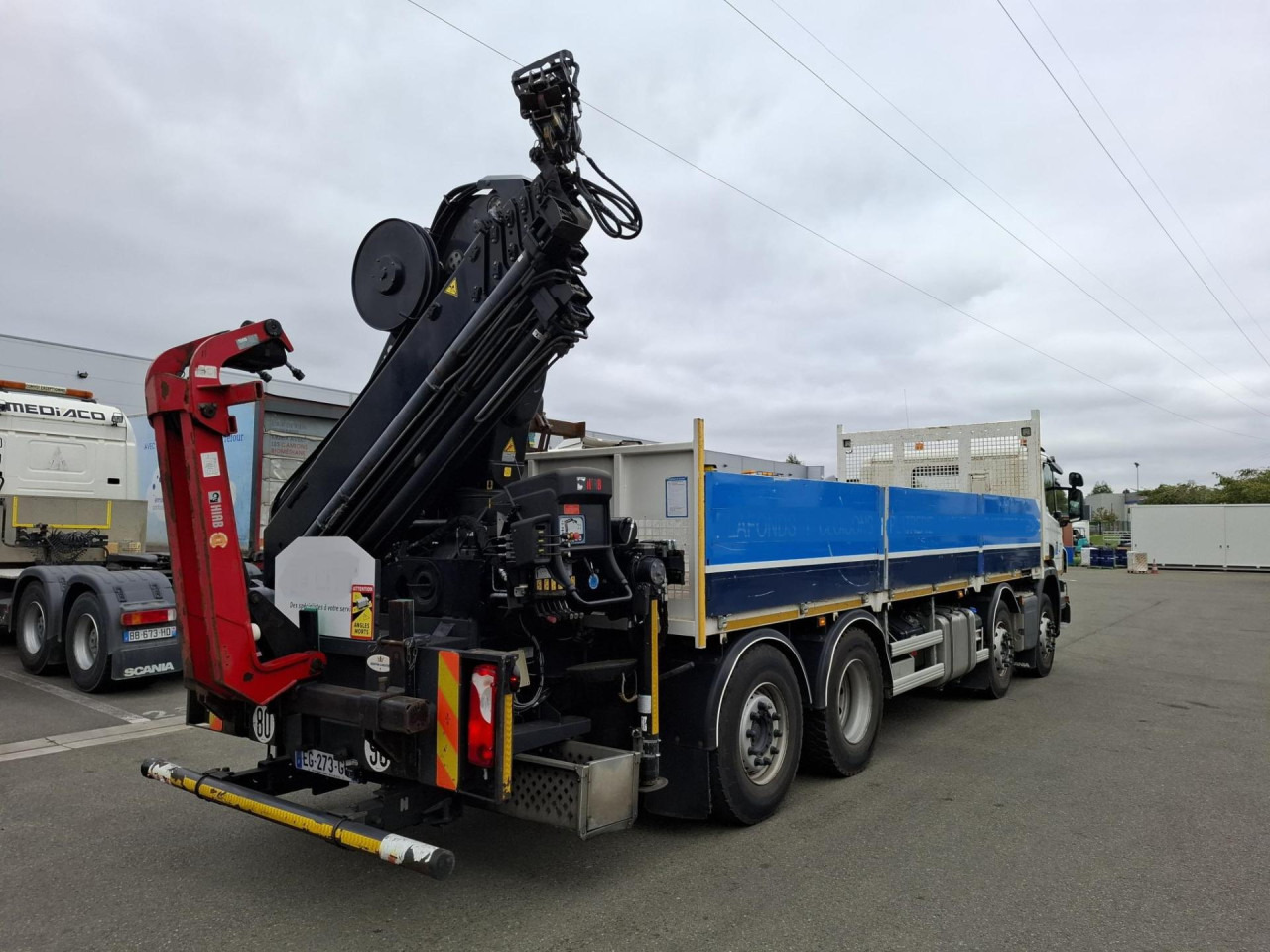 SCANIA SCANIA P41 8/2*6 Plat +Grue 21TM - Châssis cabine: photos 3 SCANIA SCANIA P41 8/2*6 Plat +Grue 21TM - Châssis cabine: photos 3