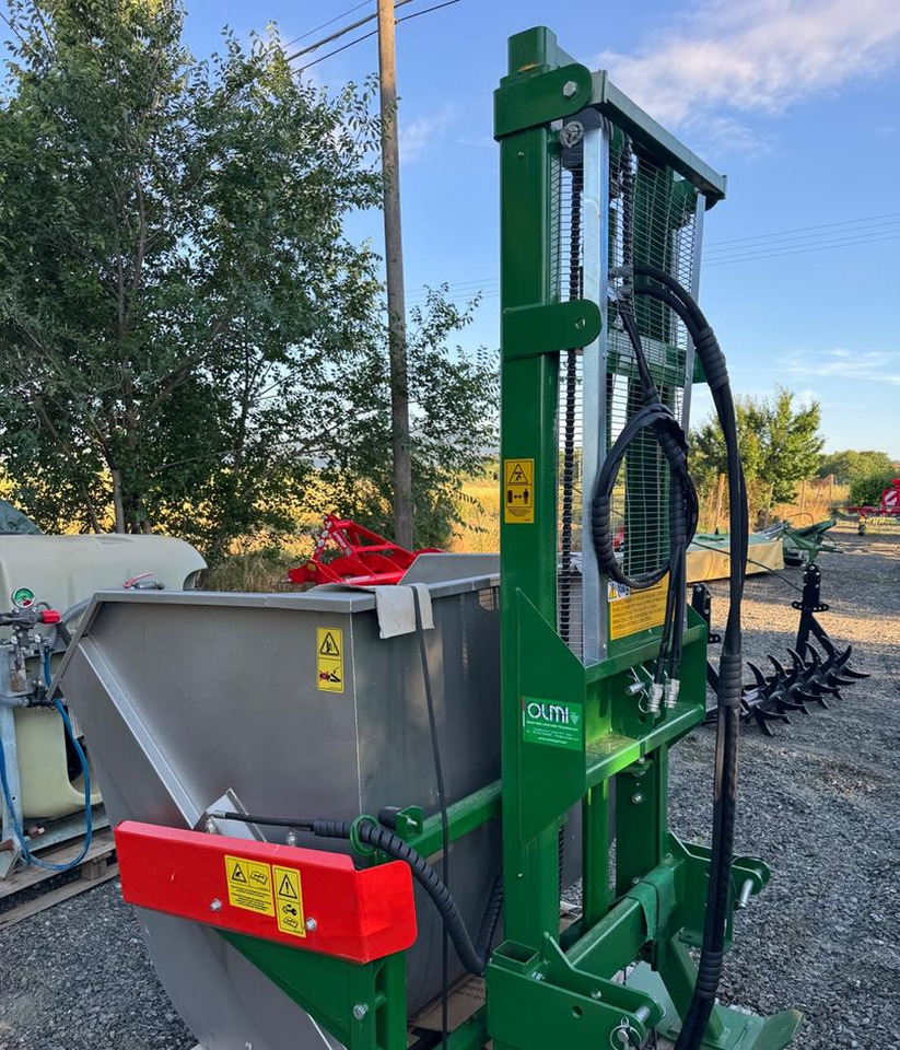 Muletto x uva - Accessoire pour Machine agricole: photos 1 Muletto x uva - Accessoire pour Machine agricole: photos 1