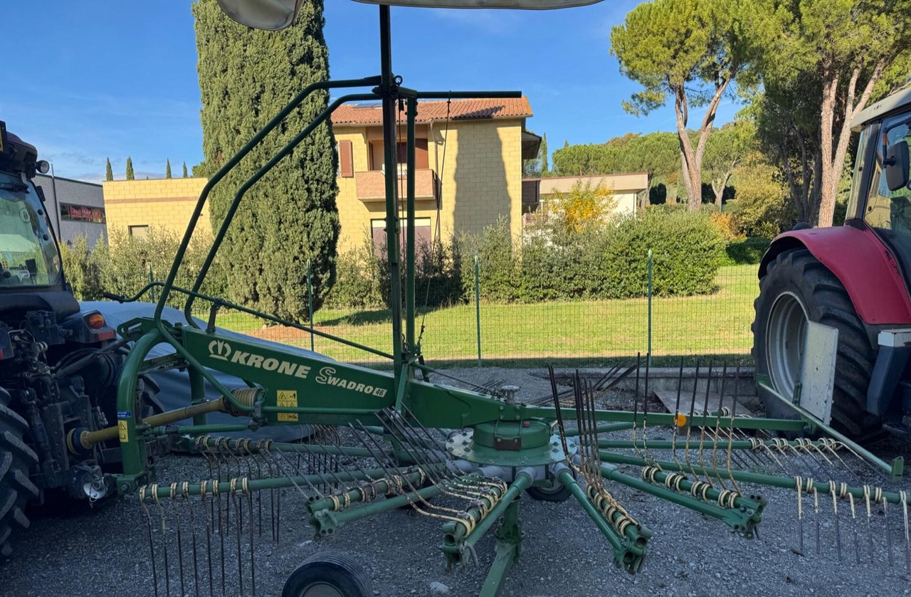 Ranghinatore - Faneuse: photos 2 Ranghinatore - Faneuse: photos 2