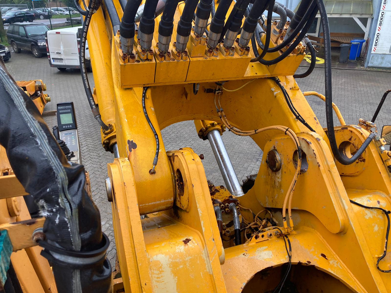 Pelle sur chenille LIEBHERR R964BEW: photos 11