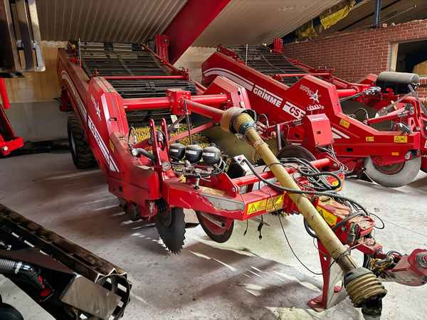 Grimme CS-150 RotaPower XL - Arracheuse de pommes de terre: photos 3 Grimme CS-150 RotaPower XL - Arracheuse de pommes de terre: photos 3