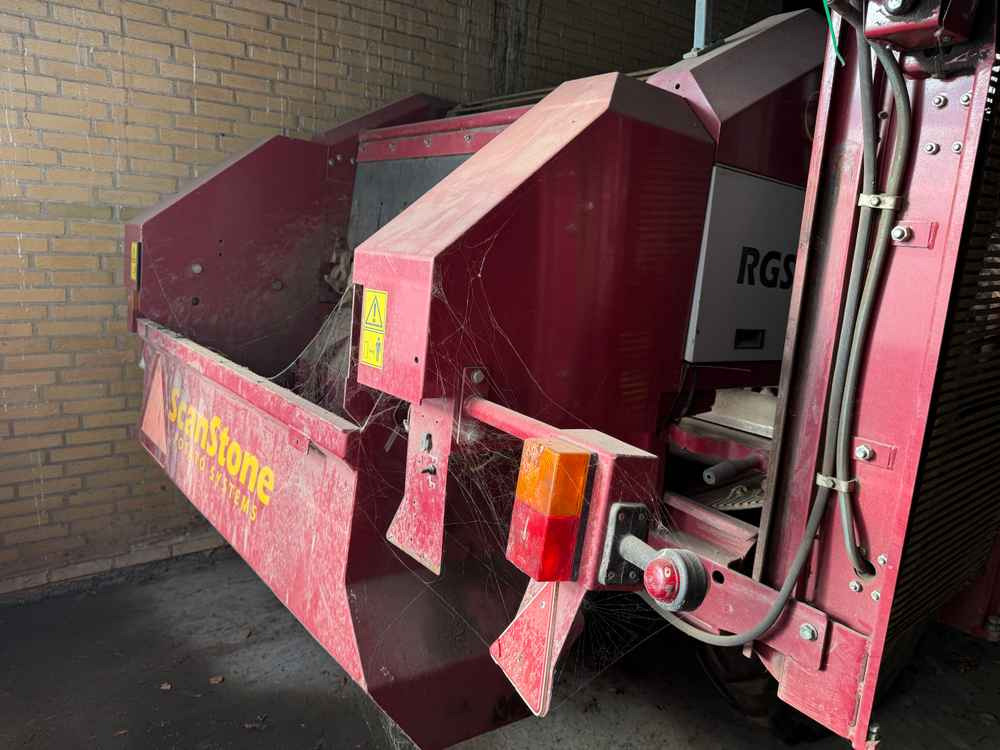 Scanstone ScanStone RGS4213/5SD - Arracheuse de pommes de terre: photos 5 Scanstone ScanStone RGS4213/5SD - Arracheuse de pommes de terre: photos 5