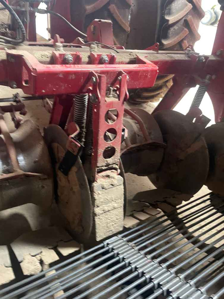 Grimme VARITRON 270 PLATINUM - Matériel de récolte: photos 4 Grimme VARITRON 270 PLATINUM - Matériel de récolte: photos 4