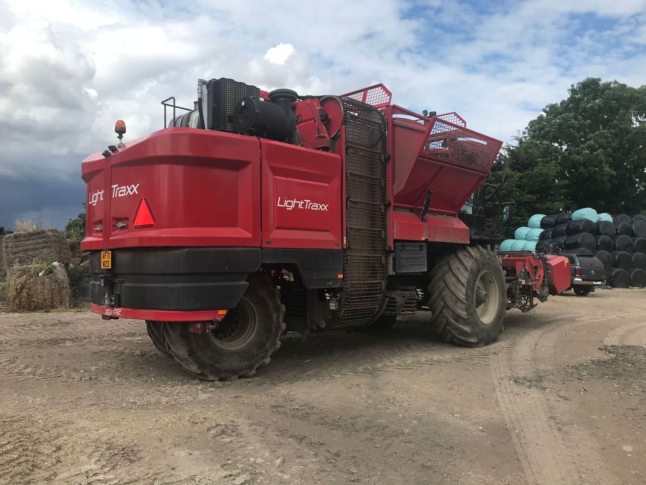 Agrifac Agrifac Lightraxx Self-Propelled Sugarbeet Harvester - Outils du sol: photos 1 Agrifac Agrifac Lightraxx Self-Propelled Sugarbeet Harvester - Outils du sol: photos 1