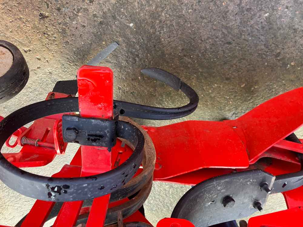 Grimme Grimme GH2, Weeder, Row Re-Former - Matériel de récolte: photos 5 Grimme Grimme GH2, Weeder, Row Re-Former - Matériel de récolte: photos 5