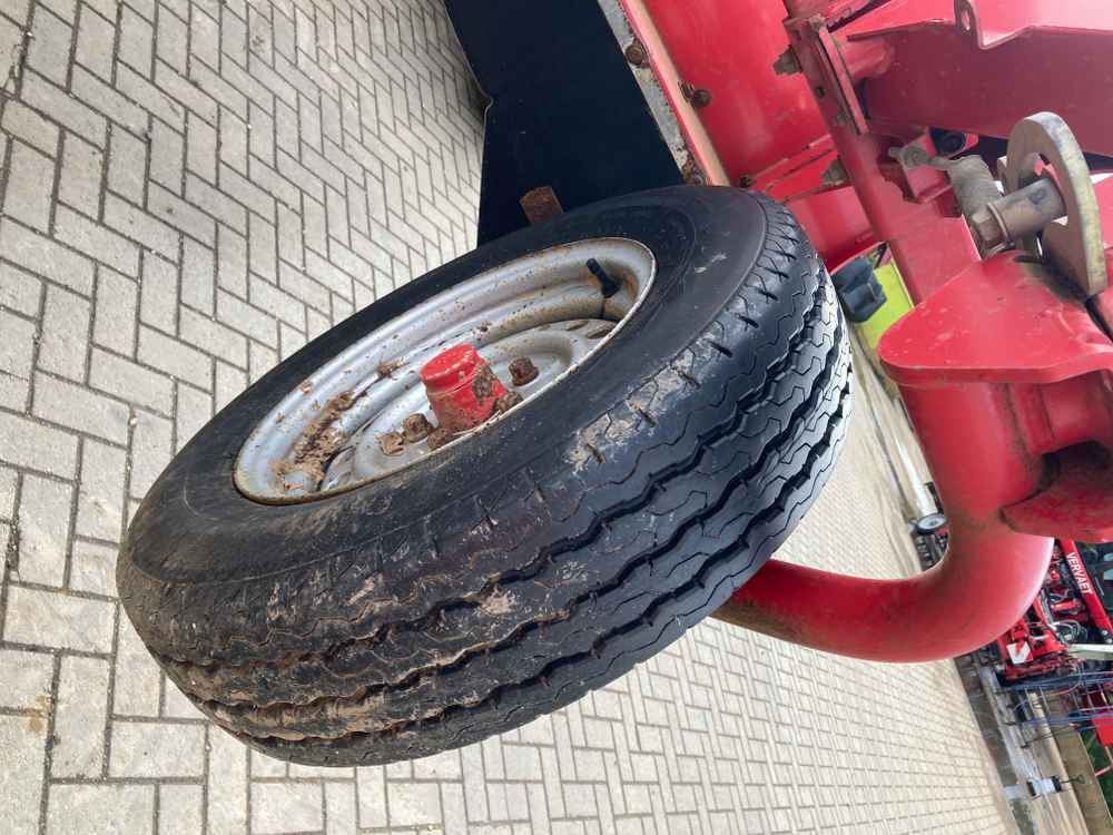 Grimme Grimme HT 210 Front Mounted Self-Propelled Topper - Matériel de récolte: photos 4 Grimme Grimme HT 210 Front Mounted Self-Propelled Topper - Matériel de récolte: photos 4