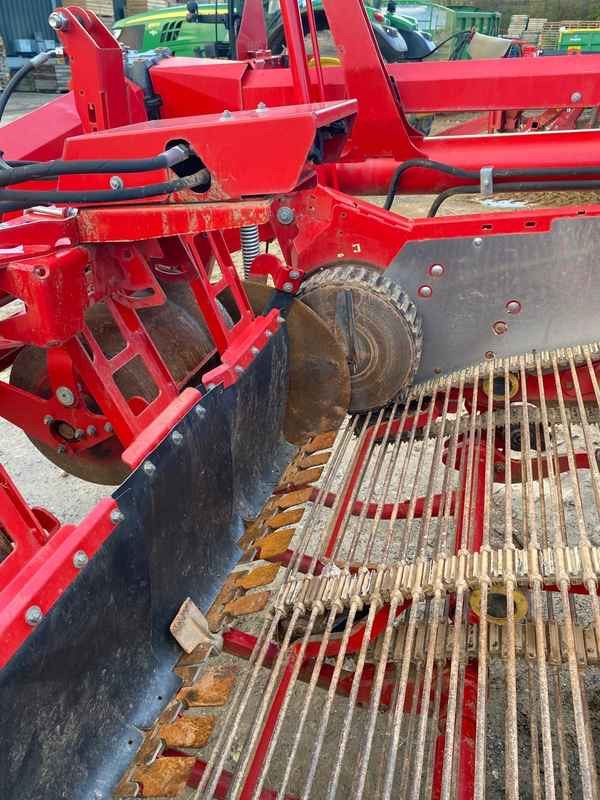 Grimme SELECT 200 - Matériel de récolte: photos 4 Grimme SELECT 200 - Matériel de récolte: photos 4