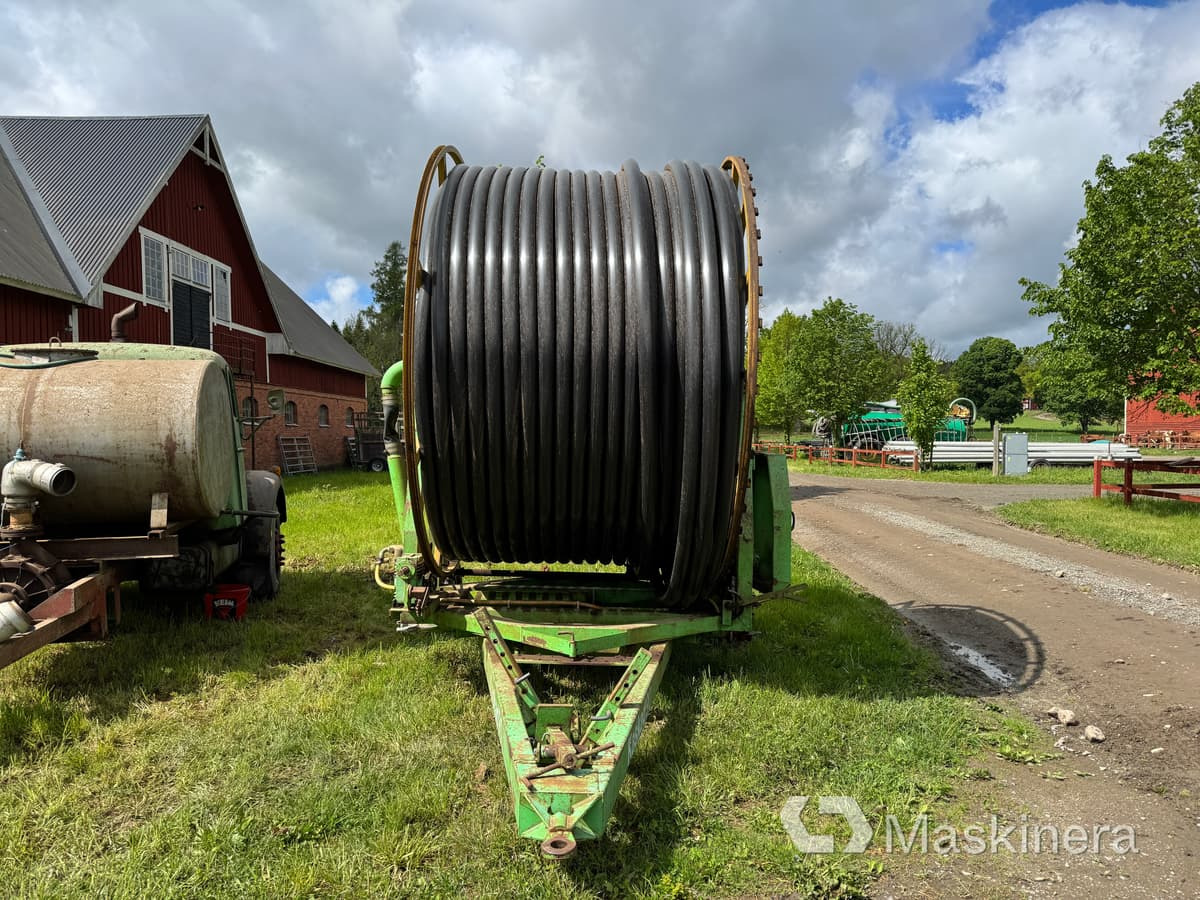Bevattningsmaskin Kaskad 90/350 & Volvo N86-44T med dieselmotor TD70 - Matériel d'irrigation: photos 2 Bevattningsmaskin Kaskad 90/350 & Volvo N86-44T med dieselmotor TD70 - Matériel d'irrigation: photos 2