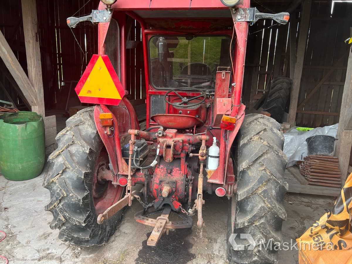 Bolinder Munktell 320 Traktor Volvo BM 320 med lastare - Tracteur agricole: photos 5 Bolinder Munktell 320 Traktor Volvo BM 320 med lastare - Tracteur agricole: photos 5