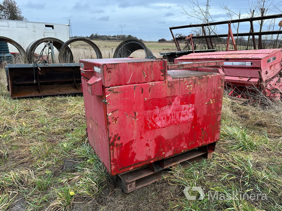 Färmartanken 31A/Y Färmartanken Dieseltank 600 liter - Cuve de stockage: photos 3 Färmartanken 31A/Y Färmartanken Dieseltank 600 liter - Cuve de stockage: photos 3