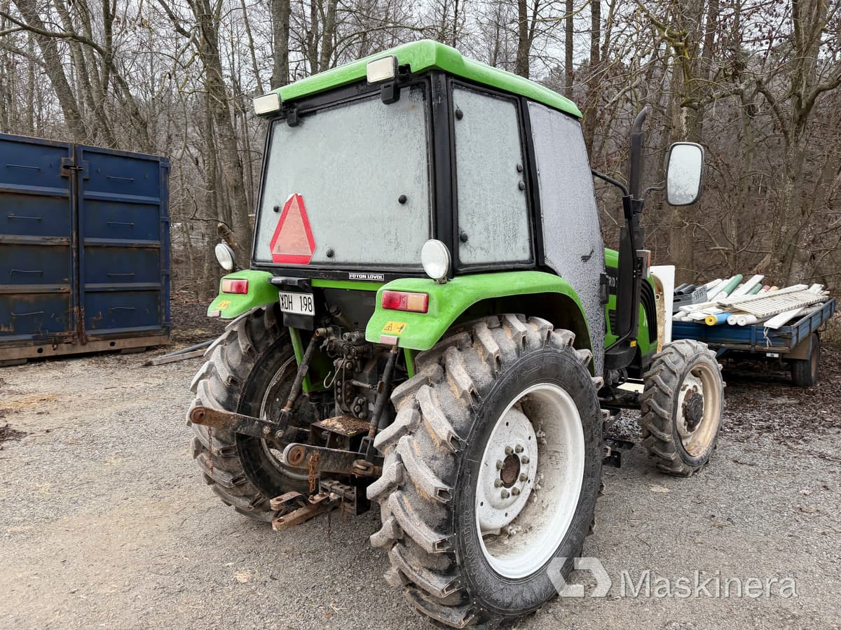Foton Europard 704 Traktor Foton Europard 704 - Tracteur agricole: photos 4 Foton Europard 704 Traktor Foton Europard 704 - Tracteur agricole: photos 4