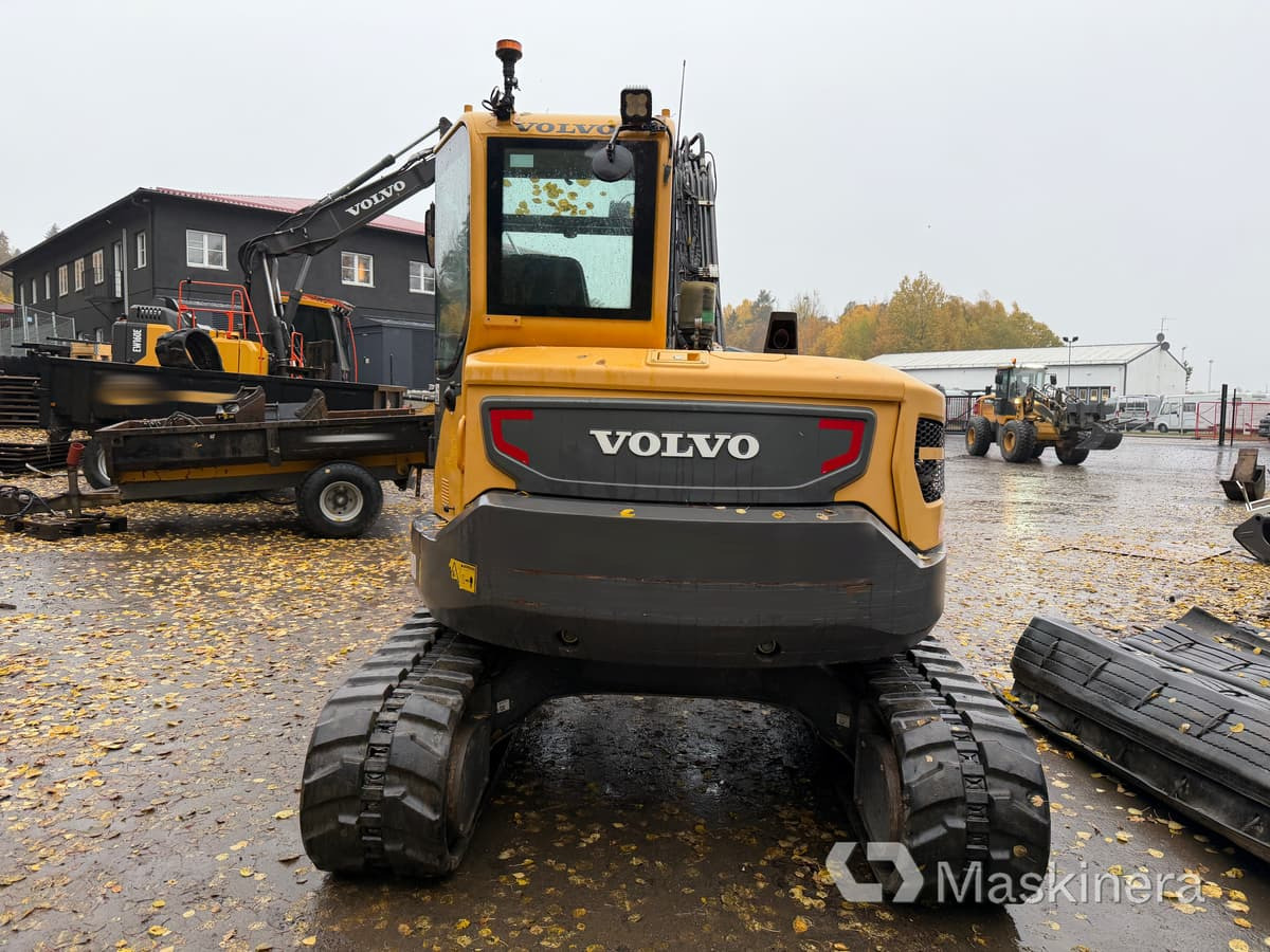 Grävmaskin Volvo ECR88D med tillbehör - Pelle sur chenille: photos 5 Grävmaskin Volvo ECR88D med tillbehör - Pelle sur chenille: photos 5