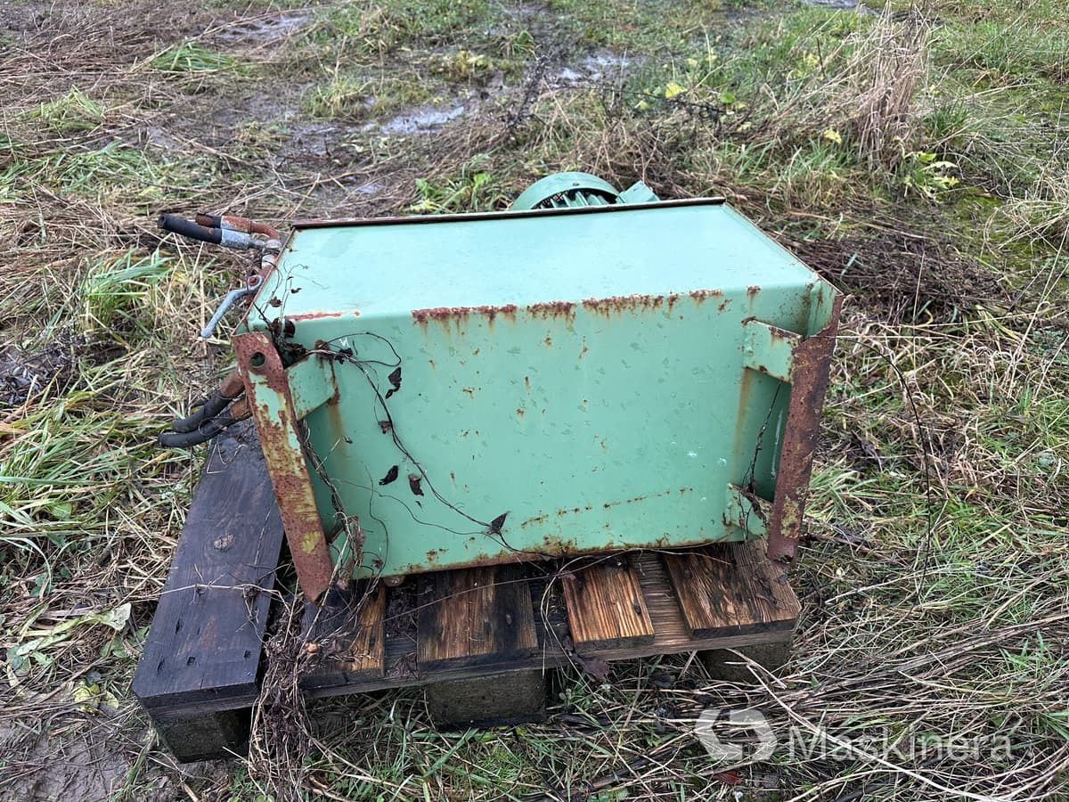 Hydraulpump BEVI SKG 132 S-4 - Pompe hydraulique pour Machine agricole: photos 5 Hydraulpump BEVI SKG 132 S-4 - Pompe hydraulique pour Machine agricole: photos 5