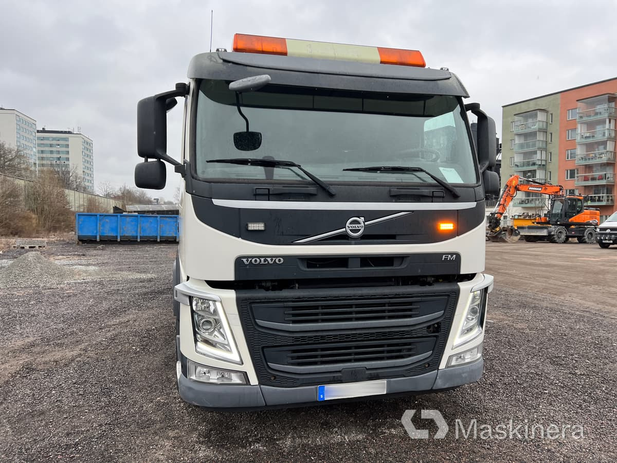 Kranväxlare Volvo FM 450 6x2 - Camion ampliroll, Camion grue: photos 2 Kranväxlare Volvo FM 450 6x2 - Camion ampliroll, Camion grue: photos 2