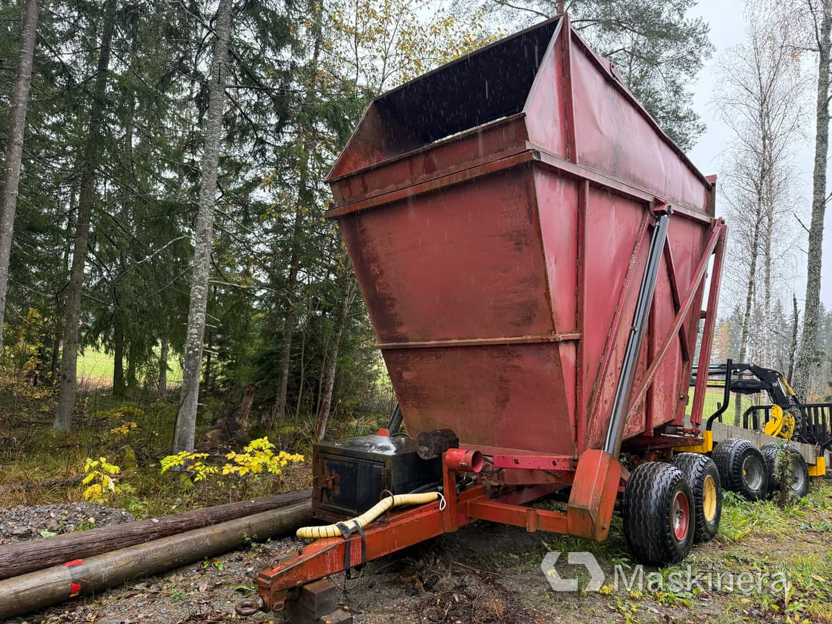 Höglastande & Högtippande Vagn - Machine agricole: photos 2 Höglastande & Högtippande Vagn - Machine agricole: photos 2