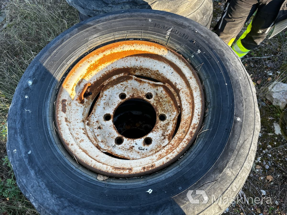 Nokia 14.0/65-16 Däck med Fälg 4 st 14.0/65-16 - Roue complète pour Engins de chantier: photos 4 Nokia 14.0/65-16 Däck med Fälg 4 st 14.0/65-16 - Roue complète pour Engins de chantier: photos 4