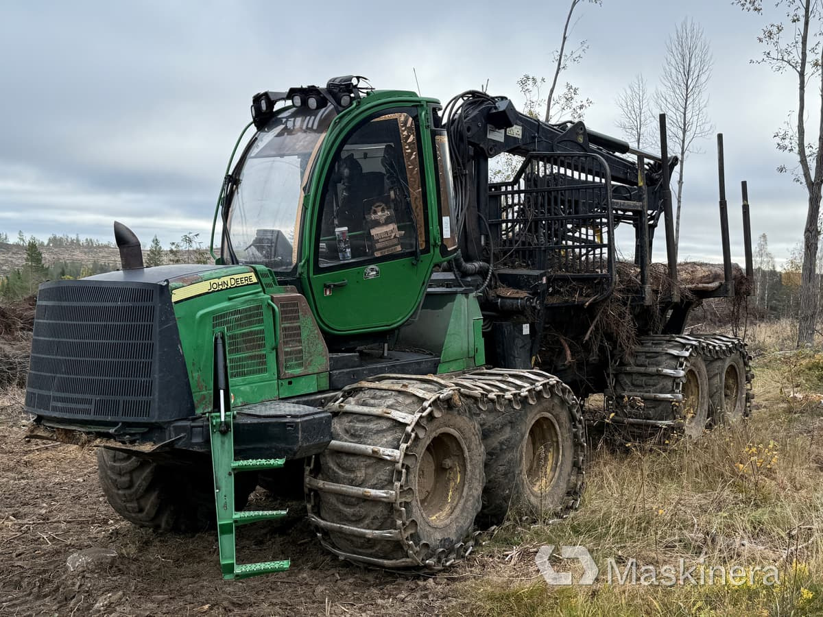 Skotare John Deere 1210E - Porteur: photos 1 Skotare John Deere 1210E - Porteur: photos 1