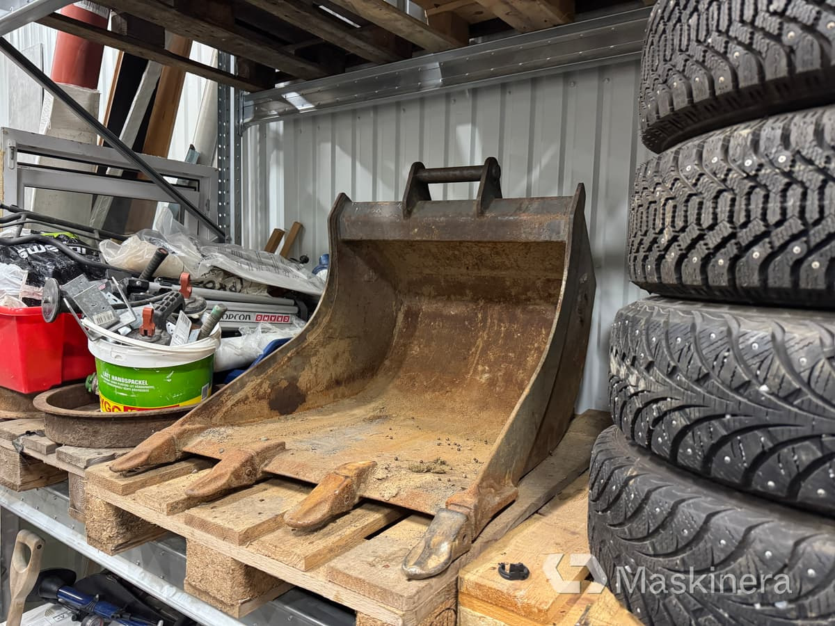 Tandad Grävskopa Götene G 230 S40 - Godet pour pelle: photos 1 Tandad Grävskopa Götene G 230 S40 - Godet pour pelle: photos 1