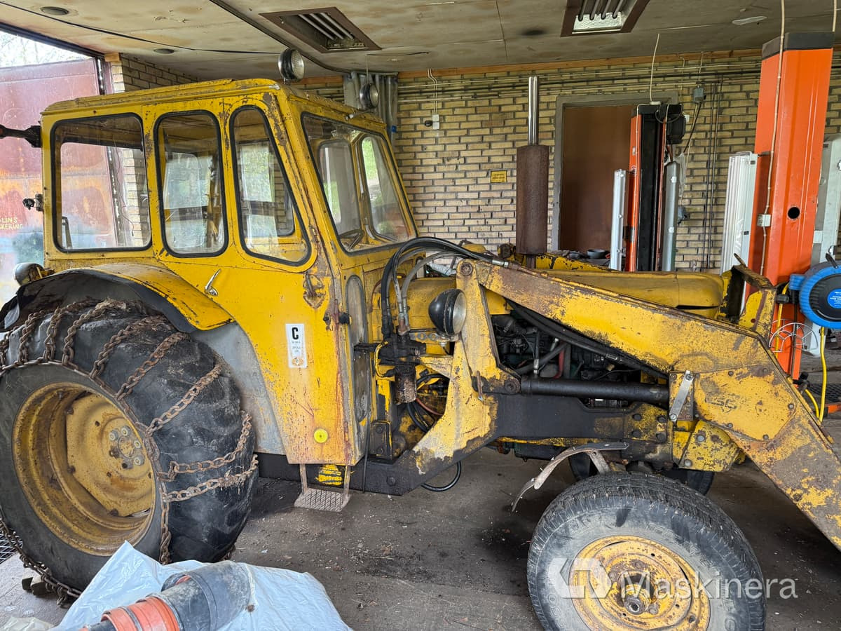 Traktor Volvo BM 400 med lastare (Rep. objekt) - Tracteur agricole: photos 4 Traktor Volvo BM 400 med lastare (Rep. objekt) - Tracteur agricole: photos 4