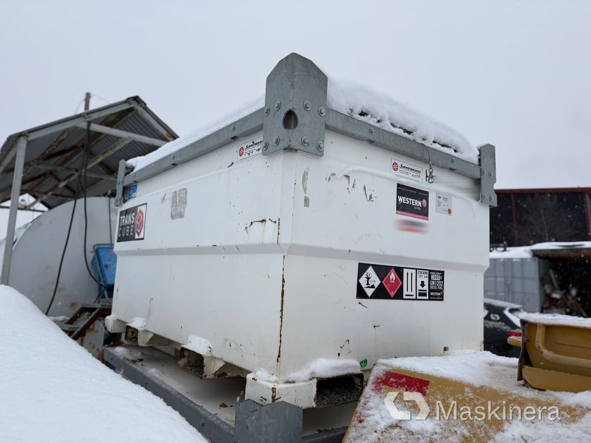 Transcube Global 30 TCG GLB Bränsletank Transcube Global ADR 2980 liter - Cuve de stockage: photos 4 Transcube Global 30 TCG GLB Bränsletank Transcube Global ADR 2980 liter - Cuve de stockage: photos 4