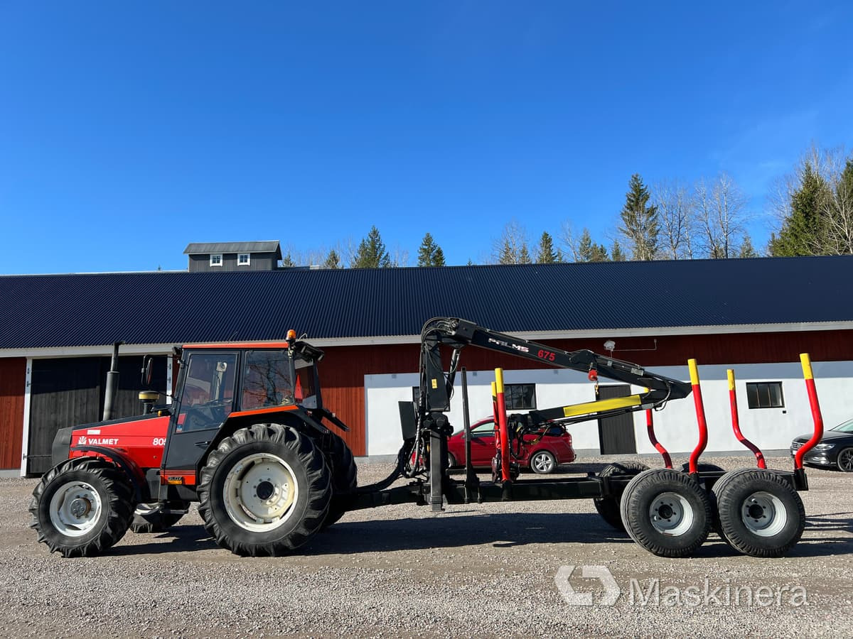 Tracteur agricole Valmet 805 / Palms 675 Traktor Valmet 805 med Skogsvagn Palms 675: photos 8