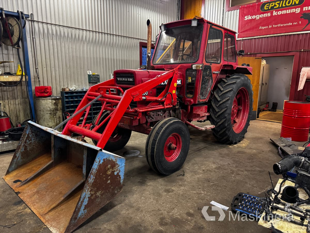 Tracteur agricole Volvo BM T-500 Traktor Volvo BM 2200 med lastare: photos 1