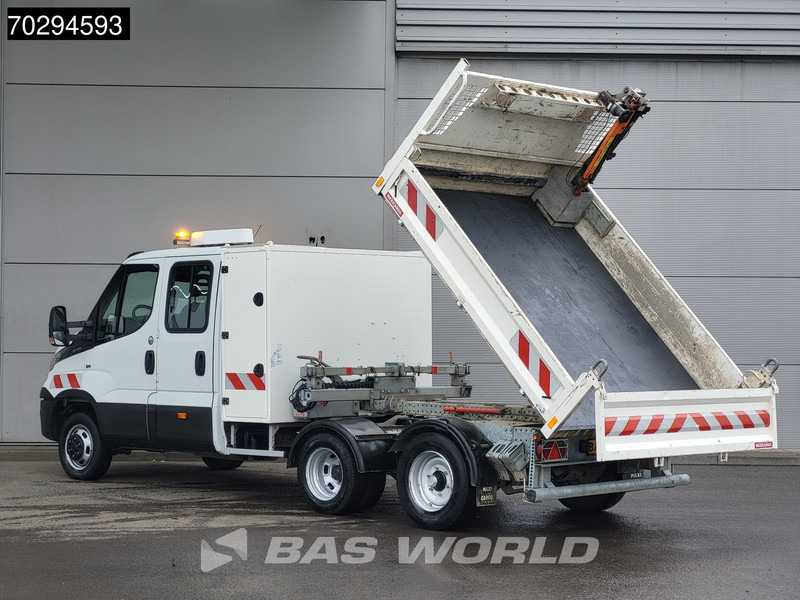 Iveco Daily 35C15 3.0L Kipper met Kist Maxicargo Airco Cruise Camera Euro6 Tipper Benne Kieper 2m3 Airco Dubbel cabine Cruise control - Utilitaire benne: photos 2 Iveco Daily 35C15 3.0L Kipper met Kist Maxicargo Airco Cruise Camera Euro6 Tipper Benne Kieper 2m3 Airco Dubbel cabine Cruise control - Utilitaire benne: photos 2