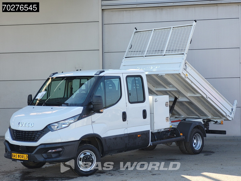 Iveco Daily 35C16 3.0L Dubbel Cabine Kipper met Kist 3,5t trekhaak Tipper Benne Kieper Airco Dubbel cabine Trekhaak Cruise control - Utilitaire benne: photos 1 Iveco Daily 35C16 3.0L Dubbel Cabine Kipper met Kist 3,5t trekhaak Tipper Benne Kieper Airco Dubbel cabine Trekhaak Cruise control - Utilitaire benne: photos 1