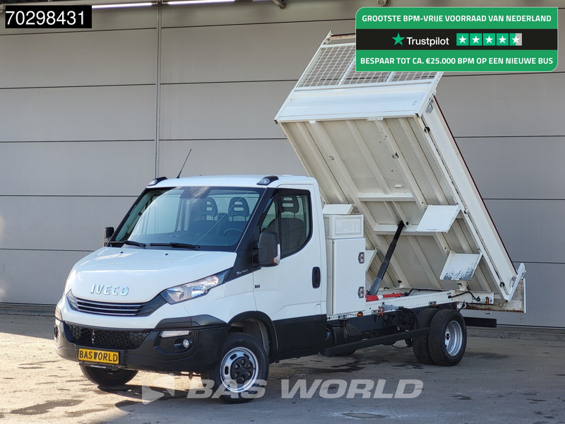 Iveco Daily 35C16 Automaat Kipper met Kist Dubbellucht 3,5t Trekhaak Airco Cruise Euro6 Tipper Benne Kieper Airco Trekhaak Cruise control - Utilitaire benne: photos 1 Iveco Daily 35C16 Automaat Kipper met Kist Dubbellucht 3,5t Trekhaak Airco Cruise Euro6 Tipper Benne Kieper Airco Trekhaak Cruise control - Utilitaire benne: photos 1