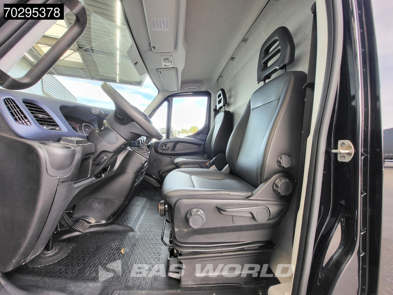 Fourgon utilitaire Iveco Daily 35C18 3.0L Automaat L2H2 Dubbellucht 3,5t Trekhaak Navi Airco Cruise Camera Euro6 L2 Airco Trekhaak Cruise control: photos 10