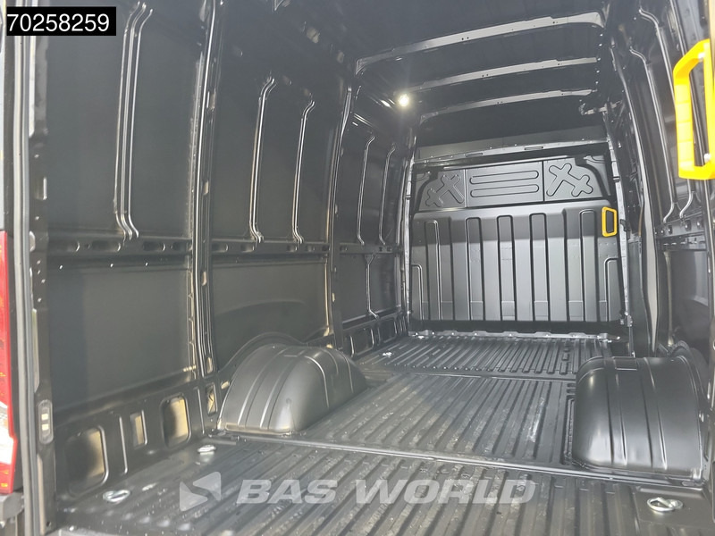 Iveco Daily 35C21 210PK Automaat L2H2 Black Edition Dubbellucht ACC LED Camera L2 12m3 Airco - Fourgon utilitaire: photos 3 Iveco Daily 35C21 210PK Automaat L2H2 Black Edition Dubbellucht ACC LED Camera L2 12m3 Airco - Fourgon utilitaire: photos 3