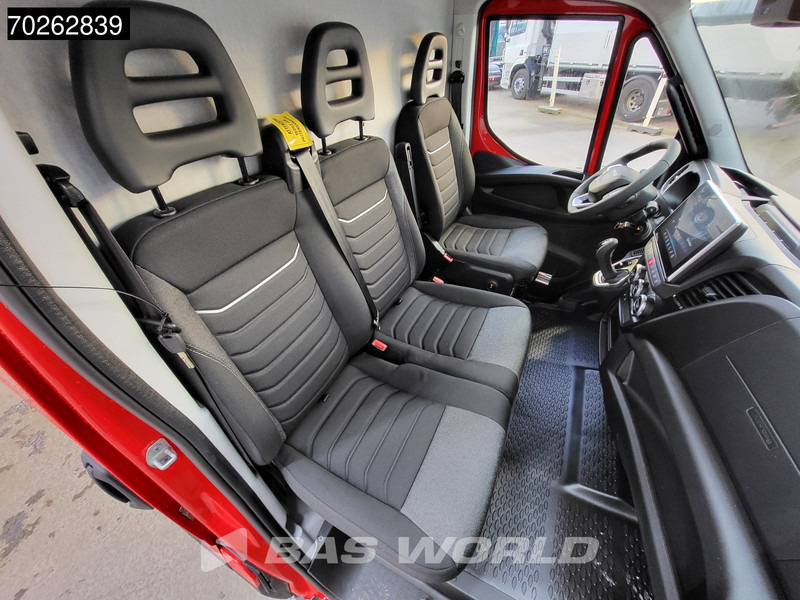 Photo d'intérieur 2: Fourgon utilitaire neuf Iveco Daily 35C21 3.0L Automaat 16m3 L4H2 LED ACC CarPlay Camera L3H2 16m3 Airco