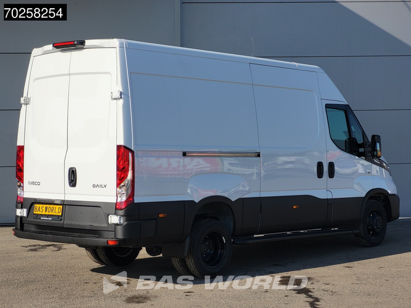 Iveco Daily 35C21 3.0L Automaat 2025 Black Edition model Dubbellucht L2H2 LED ACC CarPlay Camera Parkeersensoren 12m3 Airco - Fourgon utilitaire: photos 3 Iveco Daily 35C21 3.0L Automaat 2025 Black Edition model Dubbellucht L2H2 LED ACC CarPlay Camera Parkeersensoren 12m3 Airco - Fourgon utilitaire: photos 3