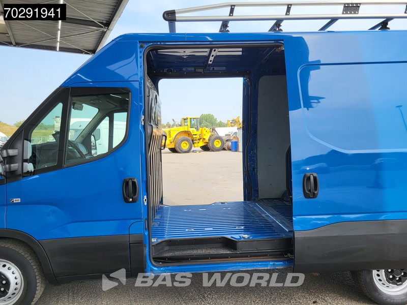 Iveco Daily 35S14 Automaat 2x Schuifdeur L2H2 3,5t Trekhaak Airco Imperiaal Camera Euro6 L2 12m3 Airco Trekhaak - Fourgon utilitaire: photos 3 Iveco Daily 35S14 Automaat 2x Schuifdeur L2H2 3,5t Trekhaak Airco Imperiaal Camera Euro6 L2 12m3 Airco Trekhaak - Fourgon utilitaire: photos 3