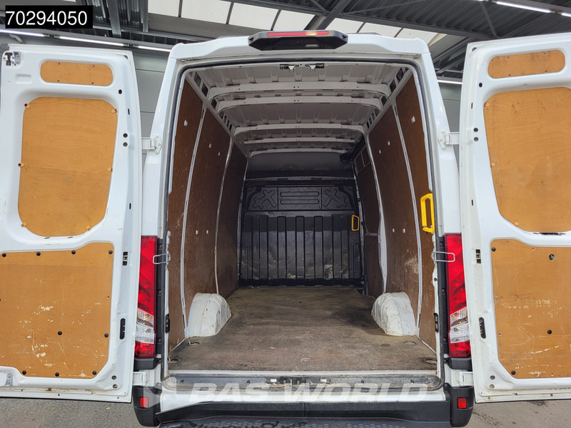 Iveco Daily 35S14 Automaat L2H2 3,5t Trekhaak LED Airco Cruise Navi Camera Euro6 APK 03-2026 L2 12m3 Airco Trekhaak Cruise control - Fourgon utilitaire: photos 3 Iveco Daily 35S14 Automaat L2H2 3,5t Trekhaak LED Airco Cruise Navi Camera Euro6 APK 03-2026 L2 12m3 Airco Trekhaak Cruise control - Fourgon utilitaire: photos 3