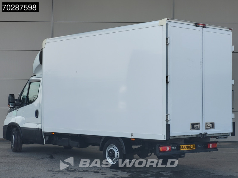 Iveco Daily 35S16 Automaat Bakwagen Achterdeuren 160PK Airco Camera Euro6 Meubelbak Koffer 21m3 Airco - Fourgon grand volume: photos 2 Iveco Daily 35S16 Automaat Bakwagen Achterdeuren 160PK Airco Camera Euro6 Meubelbak Koffer 21m3 Airco - Fourgon grand volume: photos 2