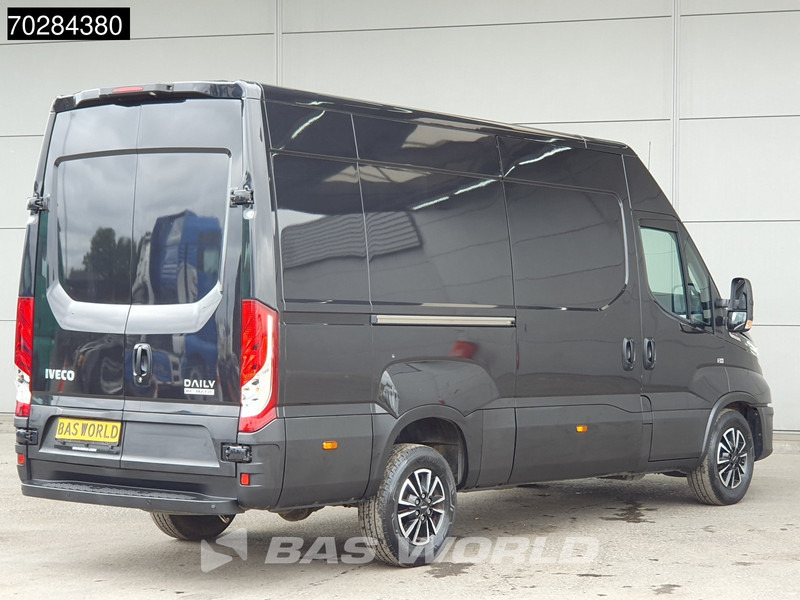 Iveco Daily 35S18 3.0L Automaat ACC Navi LED 3,5t Trekgewicht Airco Camera Parkeersensoren L2 12m3 Airco - Fourgon utilitaire: photos 5 Iveco Daily 35S18 3.0L Automaat ACC Navi LED 3,5t Trekgewicht Airco Camera Parkeersensoren L2 12m3 Airco - Fourgon utilitaire: photos 5